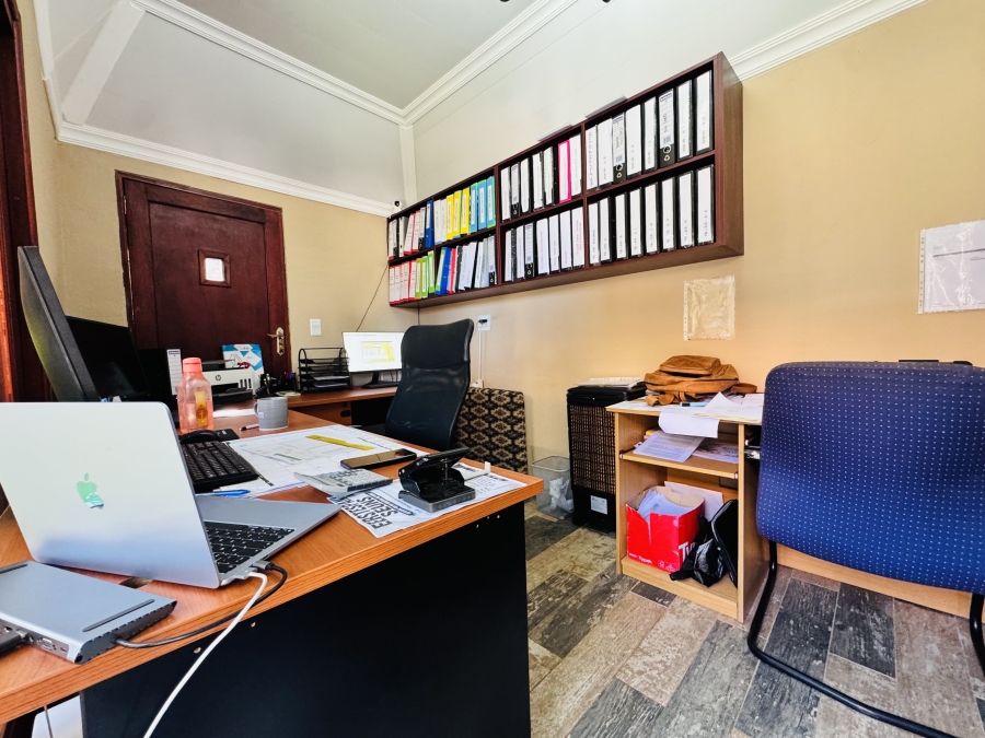 4 Bedroom Property for Sale in Wilkoppies North West